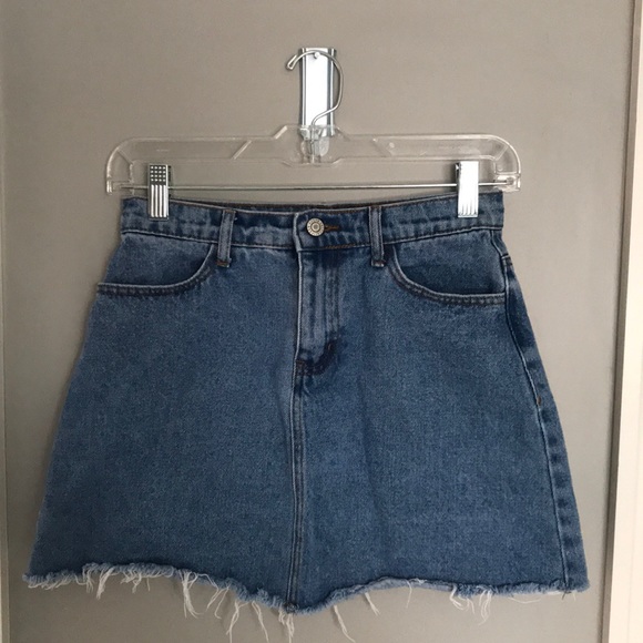 Brandy Melville John Galt Jean Skirt - Picture 2 of 4